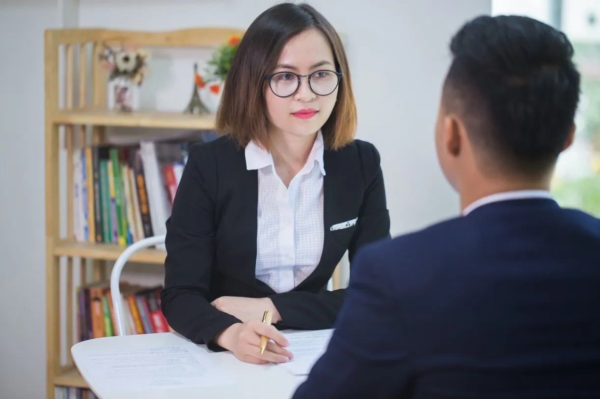 Tài chính & Rủi ro – đội ngũ doanh nghiệp và hoạt động quản trị